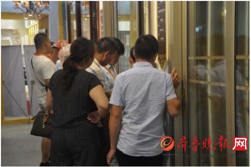 火爆首掀门窗行业“洛可可艺术热潮”！(图2)